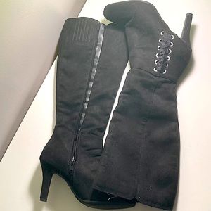 Sbicca Black Boots on Heel Size 6